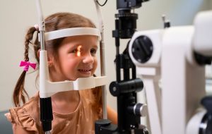 Vision chez l&rsquo;enfant Les signes qui doivent alerter